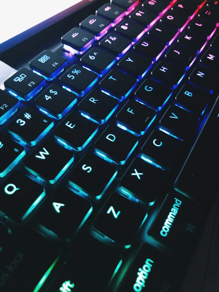 unsplash_-Jrmmm_sbtA_computacion.jpg.jpg.jpg.webp